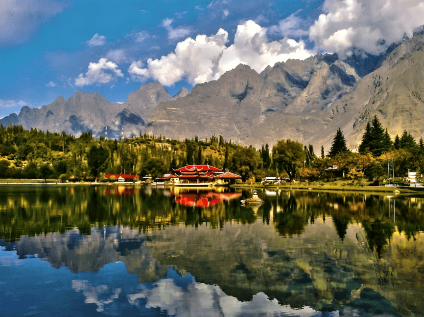 shangrilla lake skardu