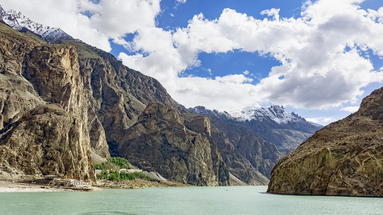 Hunza Valley 11 Attabad lake