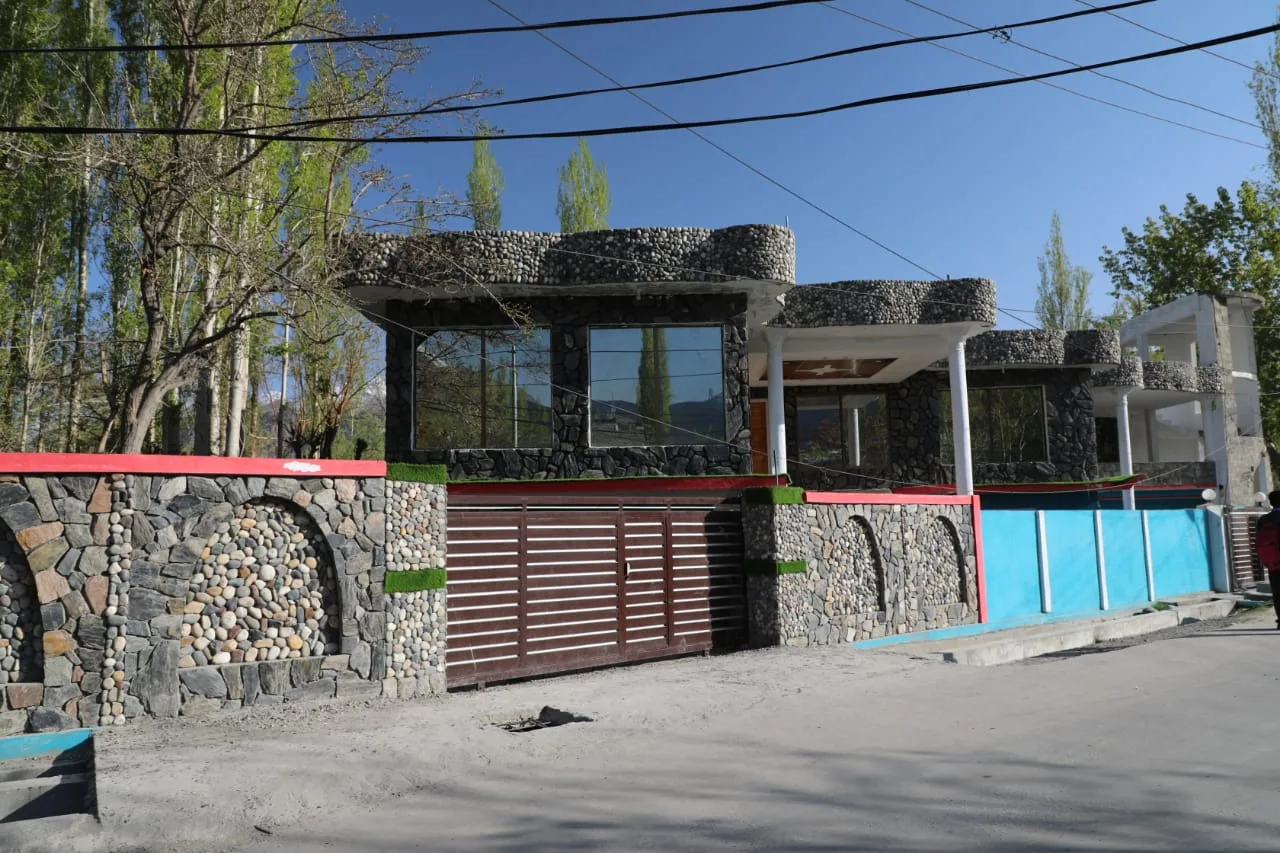 Royal brangsa guest house