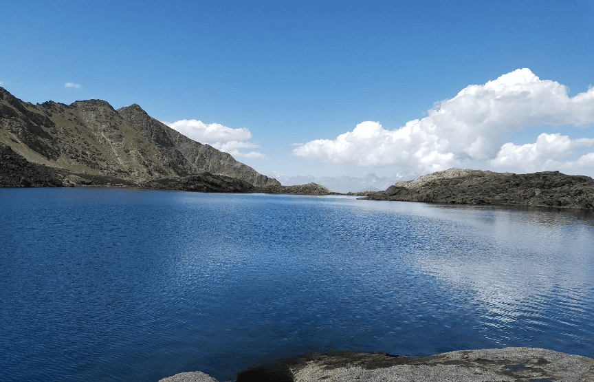 paristan lake