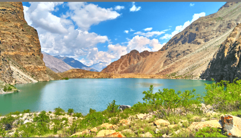 kharfaq lake